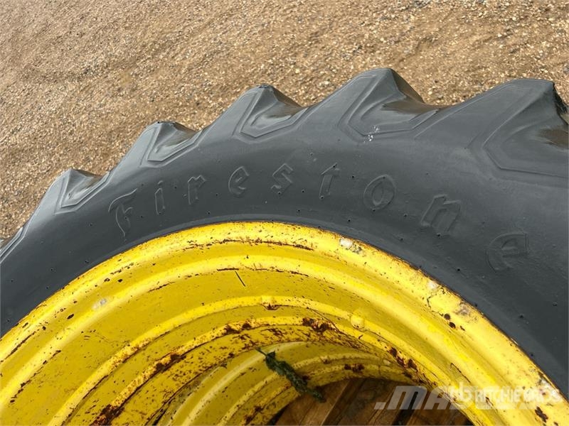 John Deere 4630 拖拉机/农用车