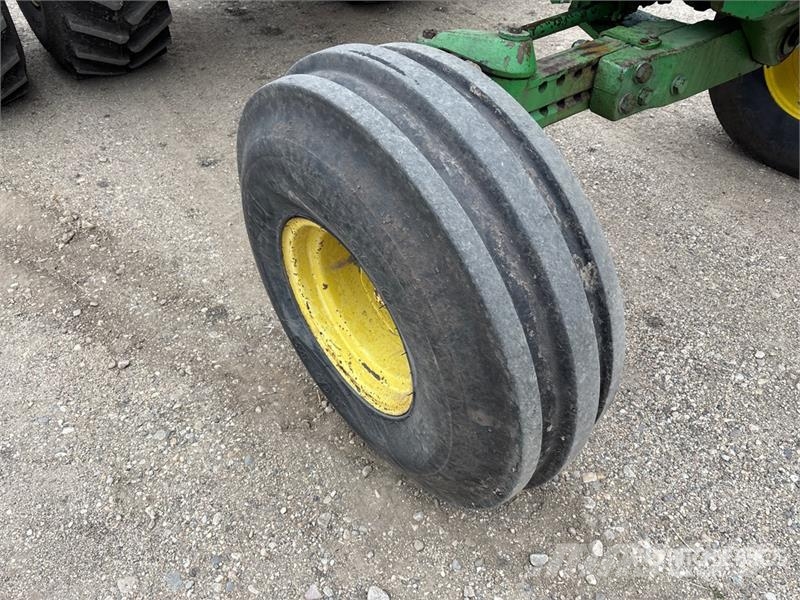John Deere 4640 Traktorji