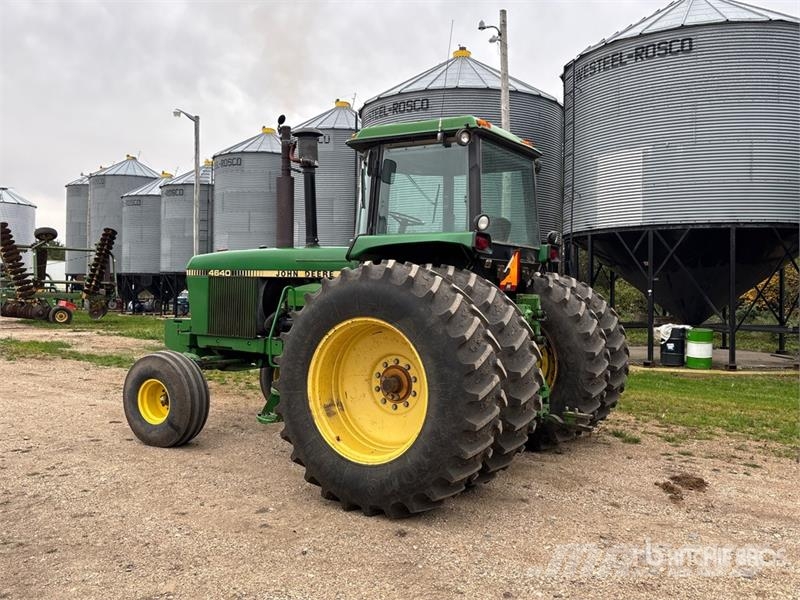John Deere 4640 Traktorji