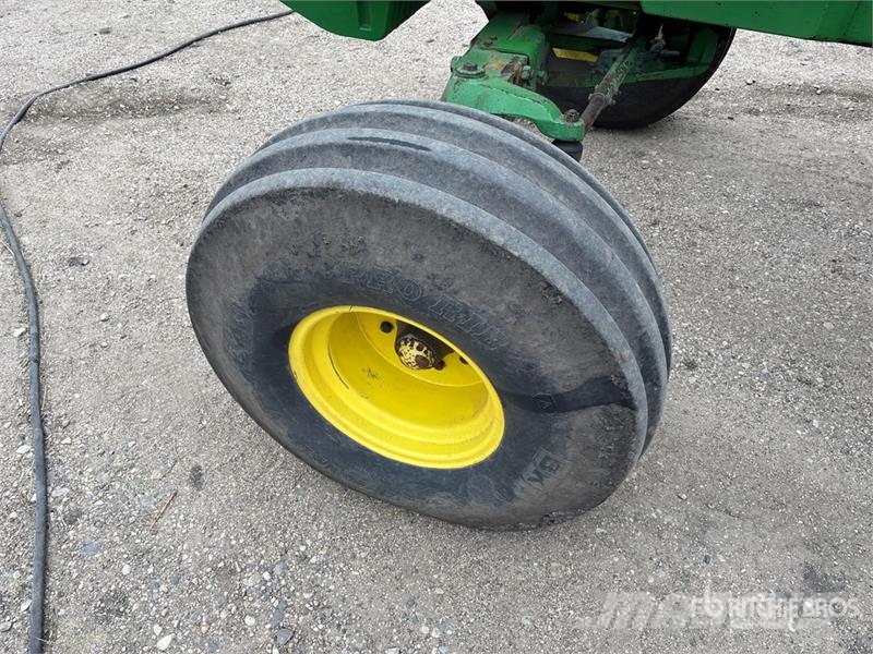 John Deere 4640 Traktorji
