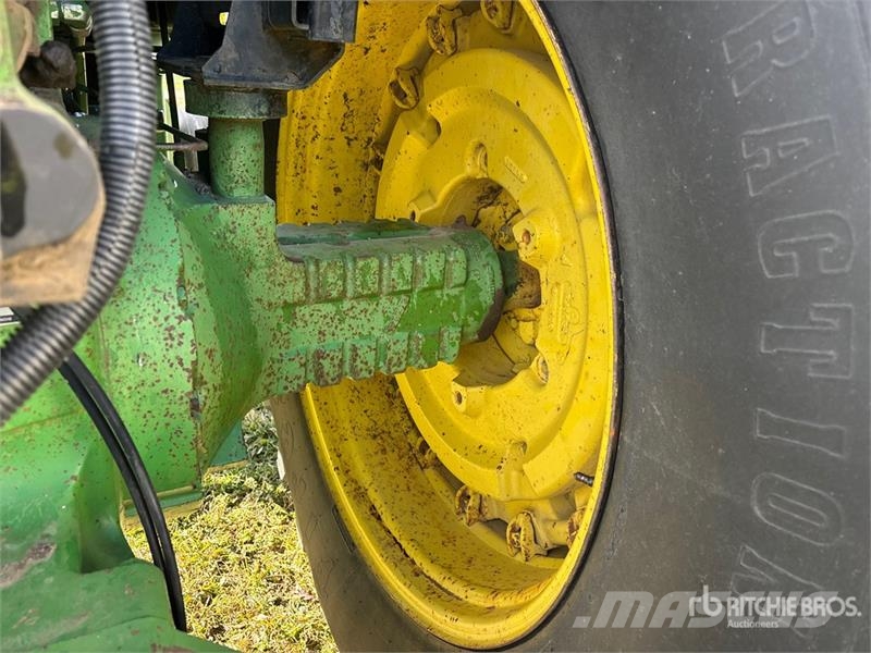John Deere 4650 2WD Tractor الجرارات