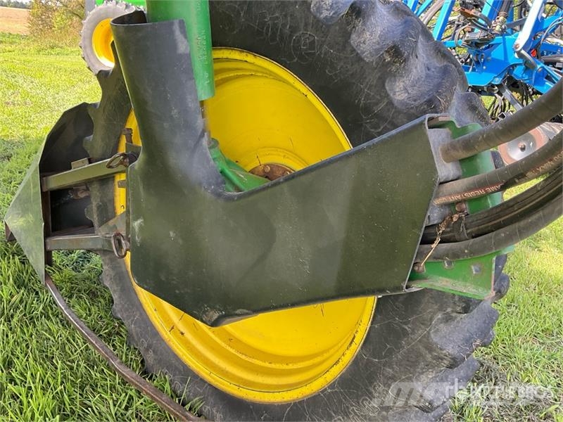 John Deere 4700 Selbstfahrende Sprühgeräte