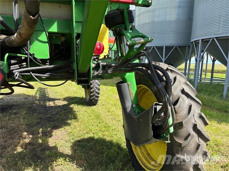 John Deere 4700 Selbstfahrende Sprühgeräte