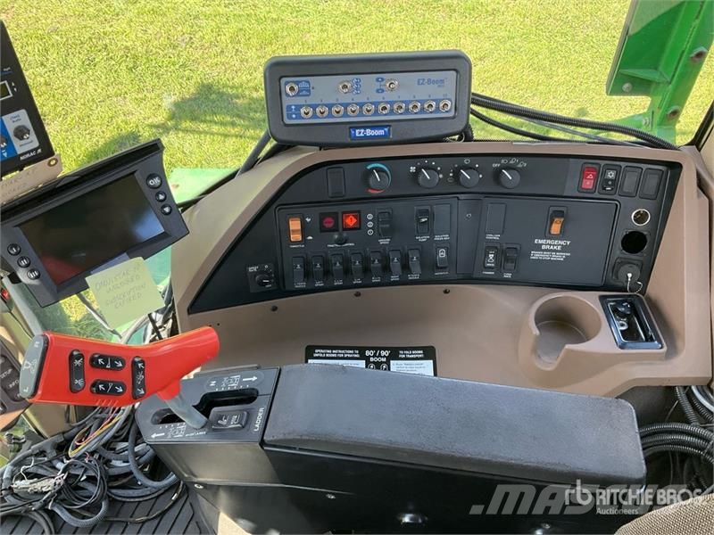 John Deere 4700 Selbstfahrende Sprühgeräte