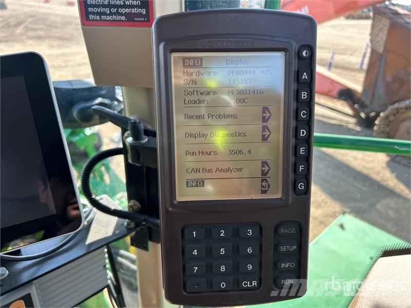 John Deere 4700 Itsekulkevat ruiskut
