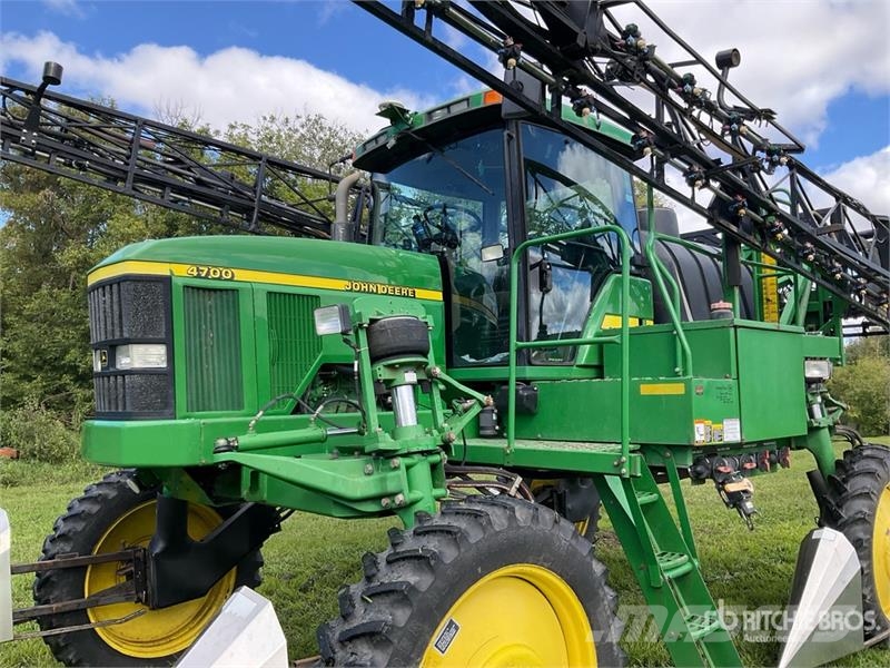 John Deere 4700 Selbstfahrende Sprühgeräte