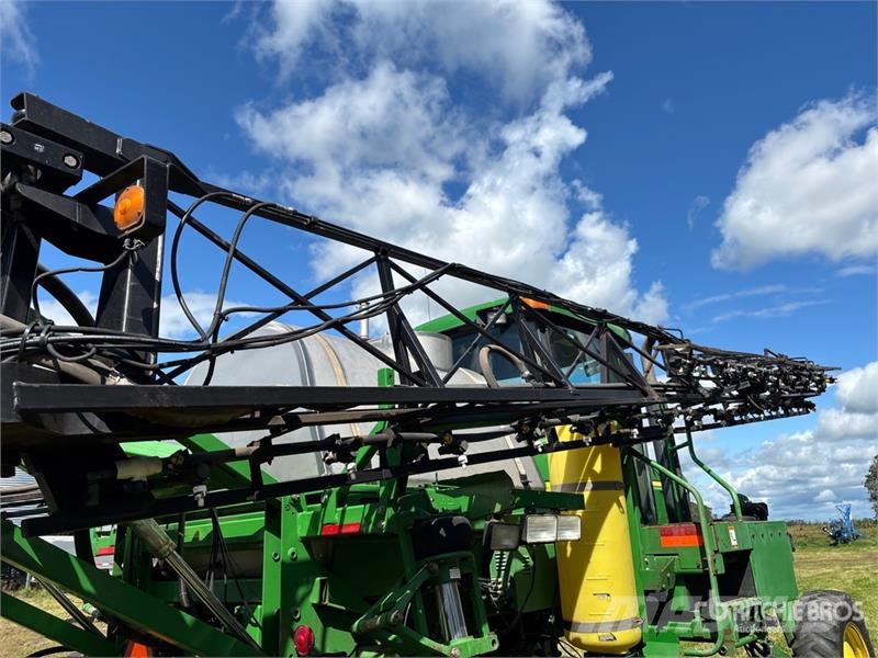 John Deere 4700 Selbstfahrende Sprühgeräte