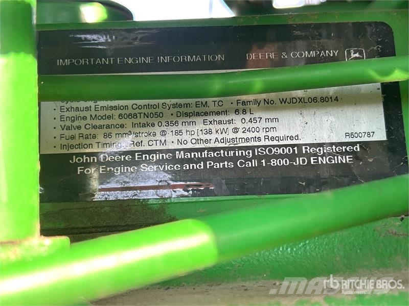 John Deere 4700 Itsekulkevat ruiskut