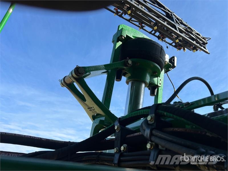 John Deere 4700 Itsekulkevat ruiskut