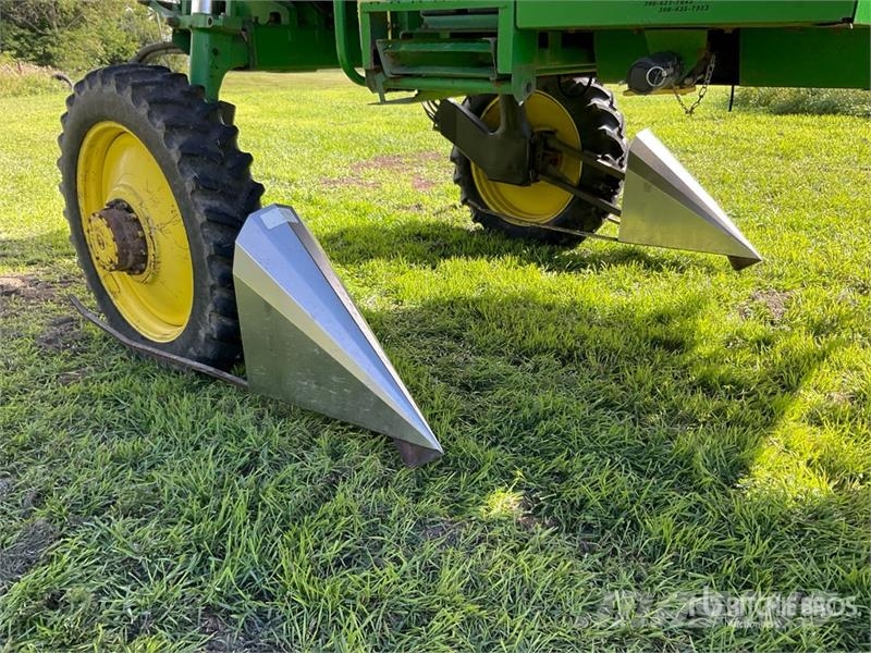 John Deere 4700 Selbstfahrende Sprühgeräte