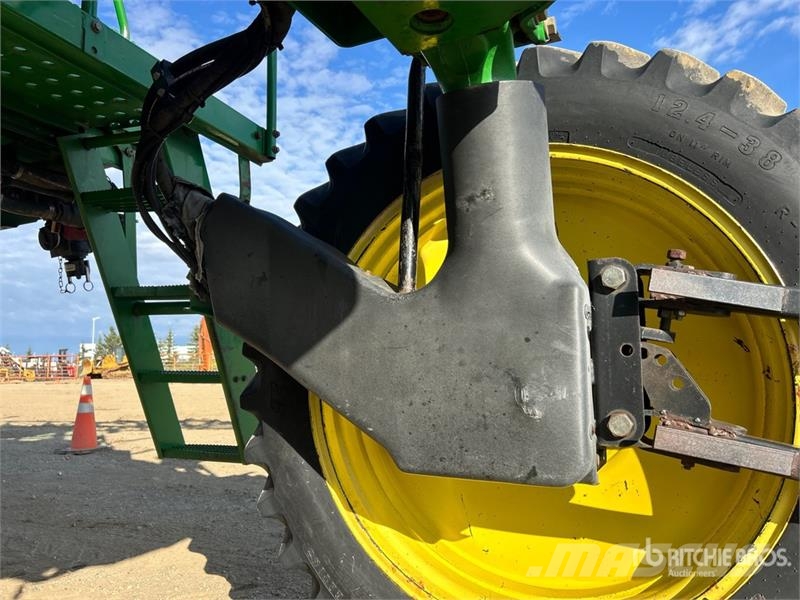 John Deere 4700 Itsekulkevat ruiskut
