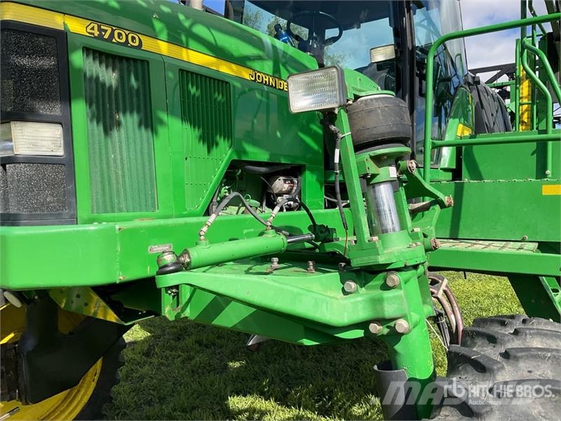 John Deere 4700 Selbstfahrende Sprühgeräte