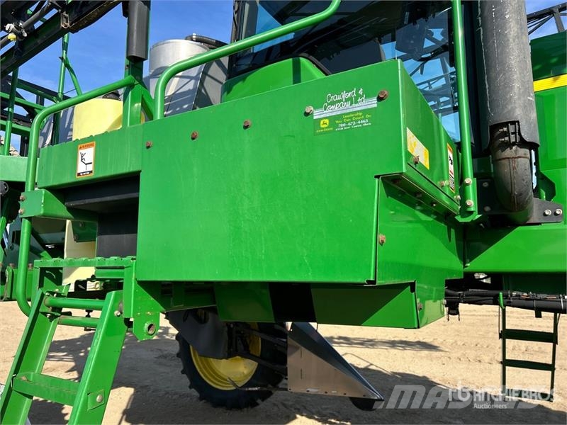 John Deere 4700 Itsekulkevat ruiskut