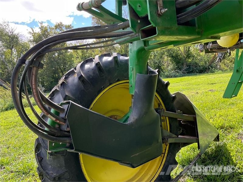 John Deere 4700 Selbstfahrende Sprühgeräte