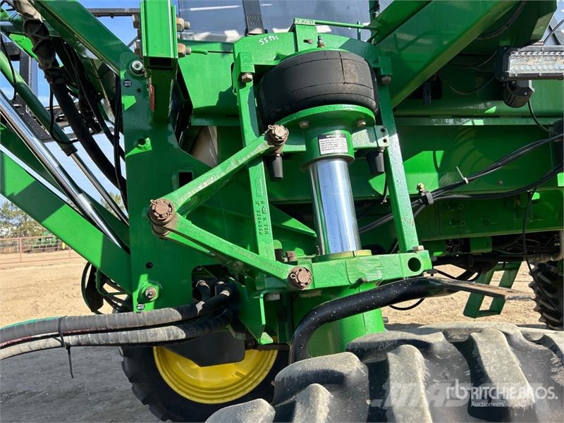 John Deere 4700 Itsekulkevat ruiskut