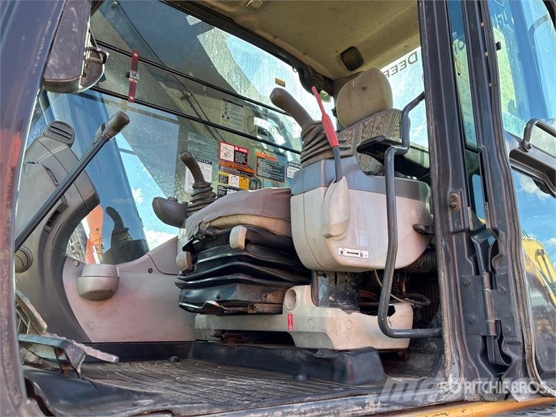 John Deere 470G LC VG Tracked Excavator Beltegraver