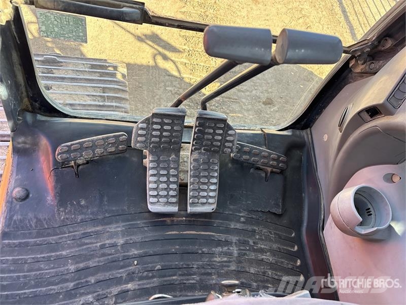 John Deere 470G LC VG Tracked Excavator Beltegraver