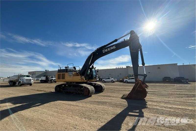 John Deere 470GLC VG Tracked Excavator حفارات زحافة