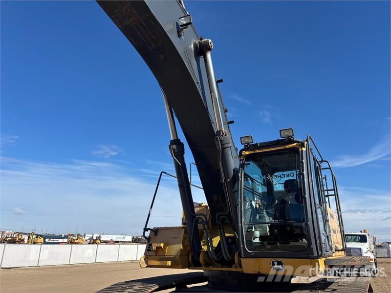 John Deere 470GLC VG Tracked Excavator حفارات زحافة