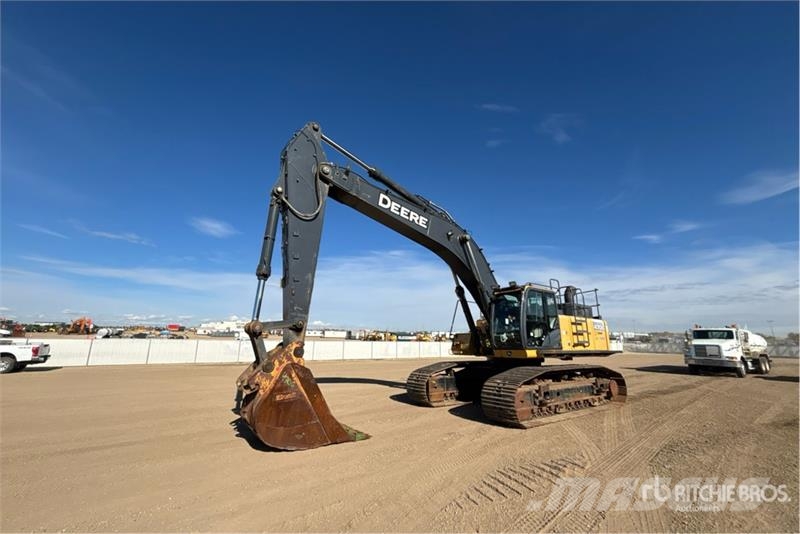 John Deere 470GLC VG Tracked Excavator حفارات زحافة
