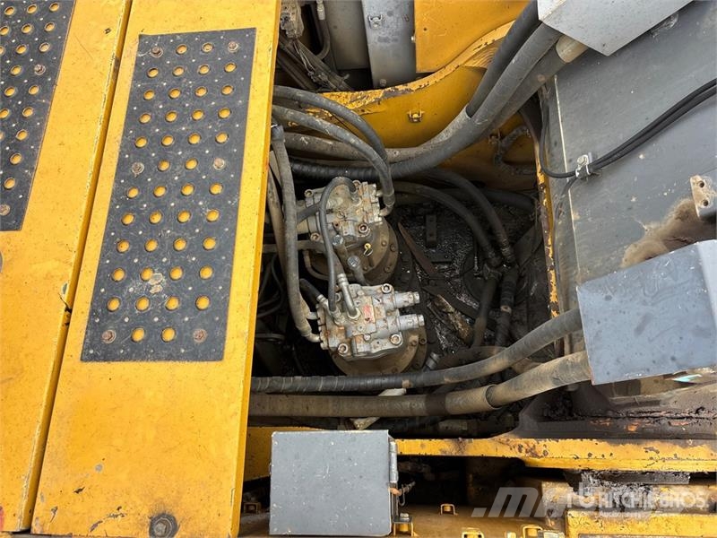 John Deere 470GLC VG Tracked Excavator Telakaivukoneet