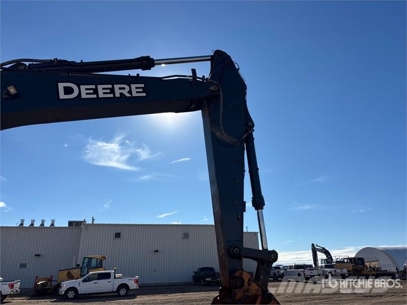 John Deere 470GLC VG Tracked Excavator حفارات زحافة