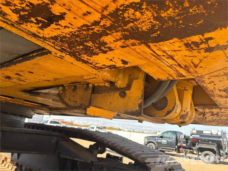 John Deere 470GLC VG Tracked Excavator حفارات زحافة