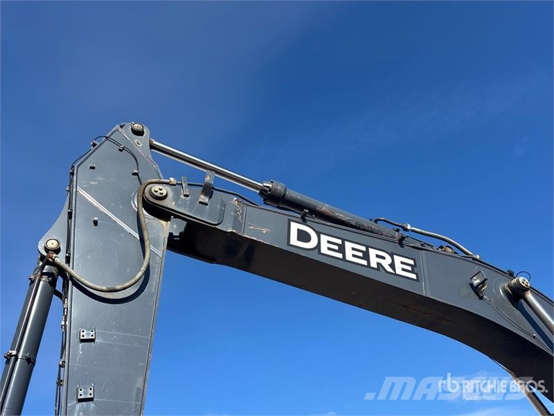 John Deere 470GLC VG Tracked Excavator حفارات زحافة