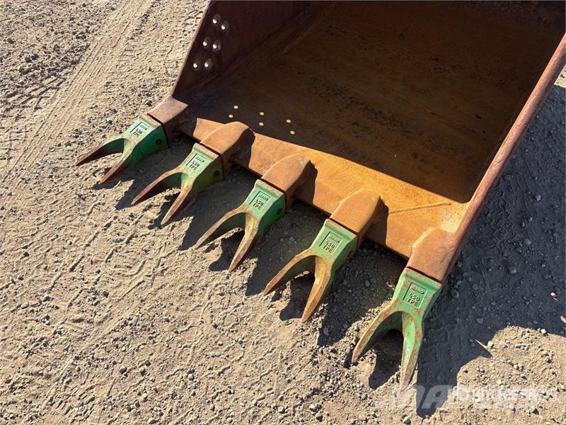 John Deere 470GLC VG Tracked Excavator حفارات زحافة