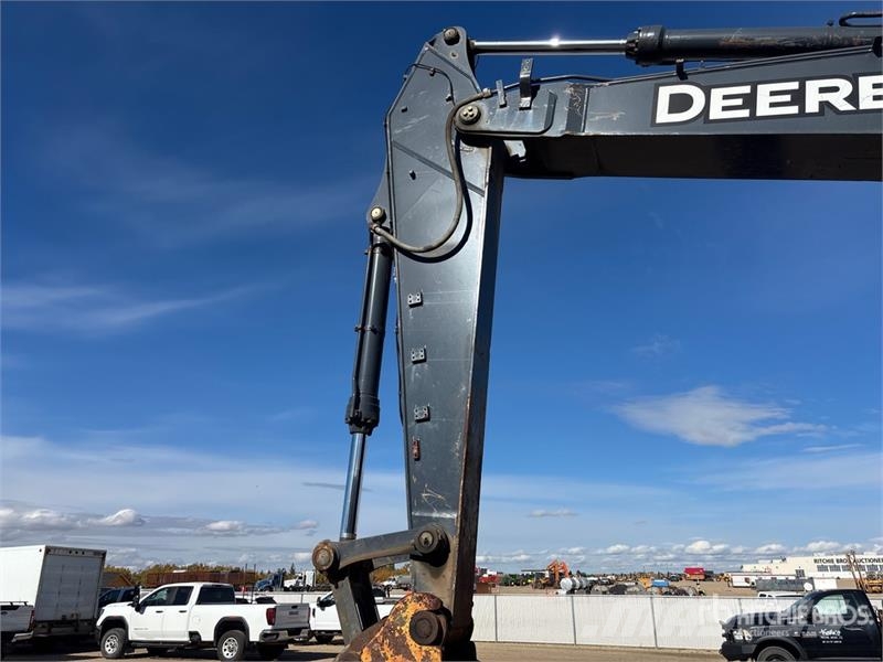 John Deere 470GLC VG Tracked Excavator حفارات زحافة