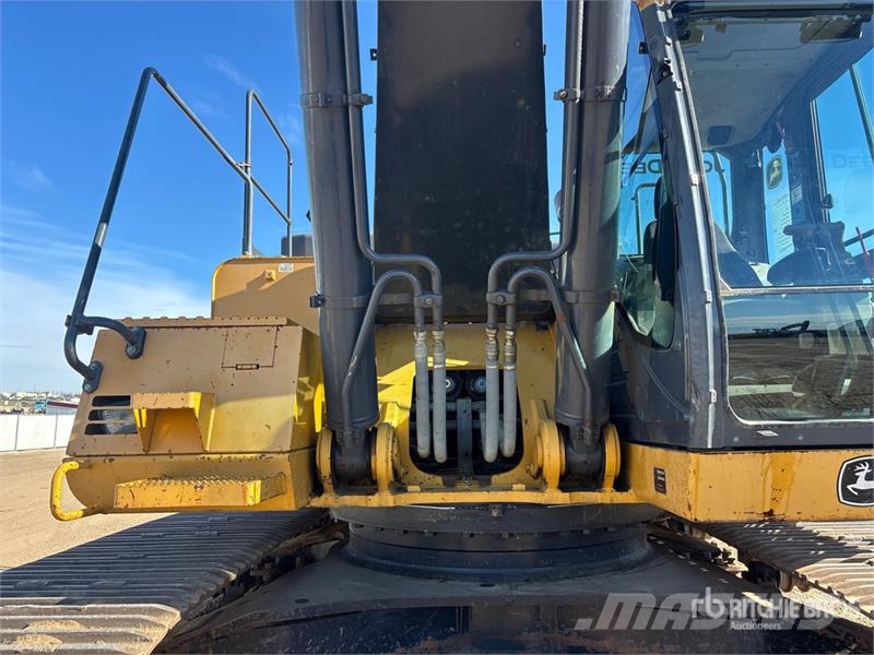 John Deere 470GLC VG Tracked Excavator حفارات زحافة