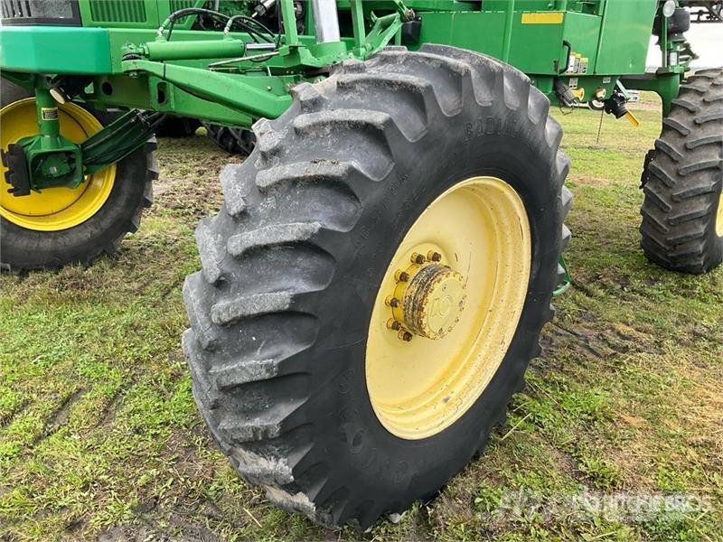 John Deere 4710 Samohodne prskalice
