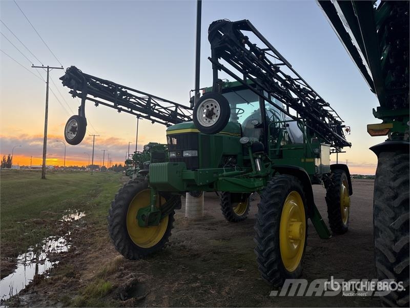 John Deere 4710 自走式噴霧機