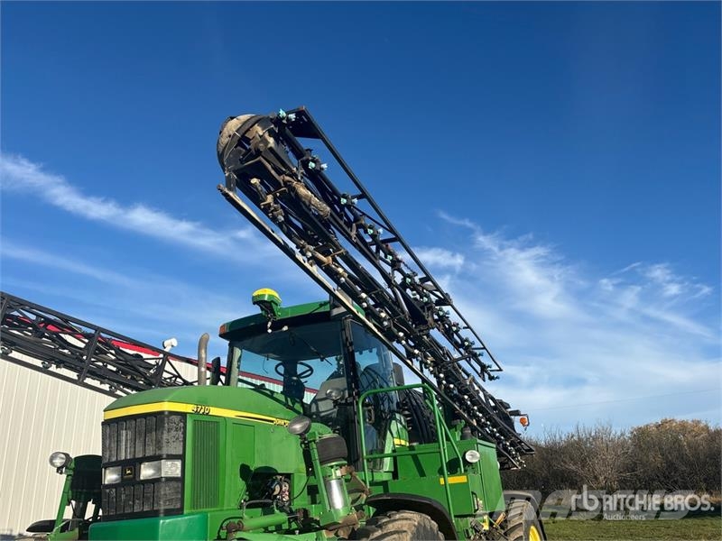 John Deere 4710 Samohodne prskalice