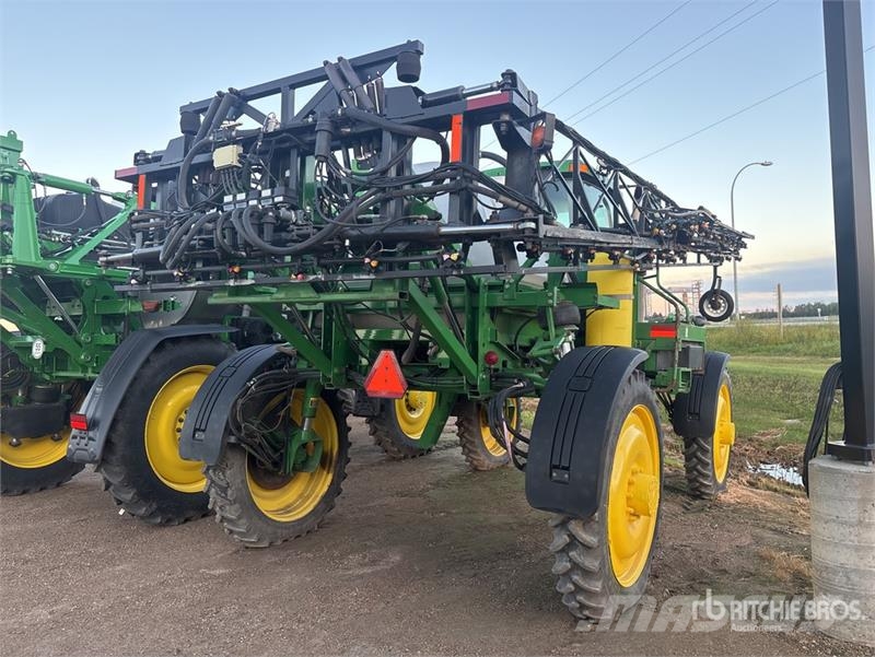 John Deere 4710 自走式噴霧機