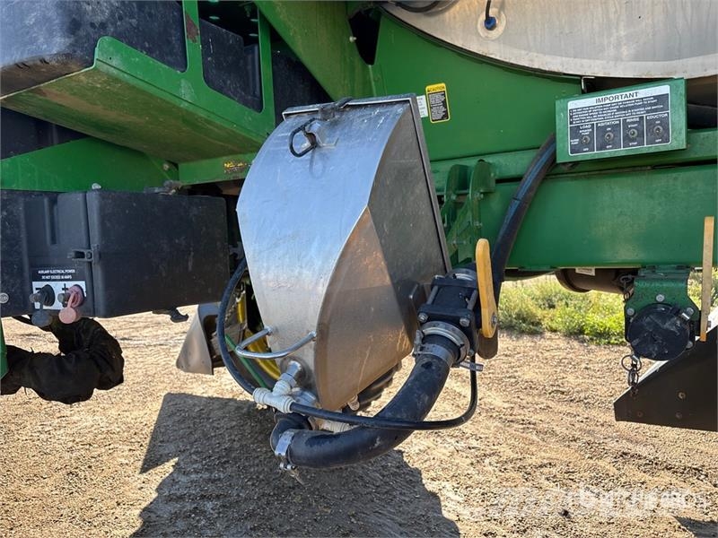 John Deere 4730 Itsekulkevat ruiskut