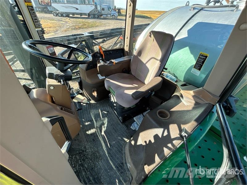 John Deere 4730 Itsekulkevat ruiskut