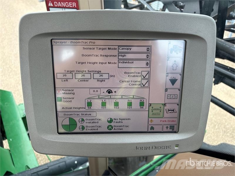John Deere 4730 Selbstfahrende Sprühgeräte