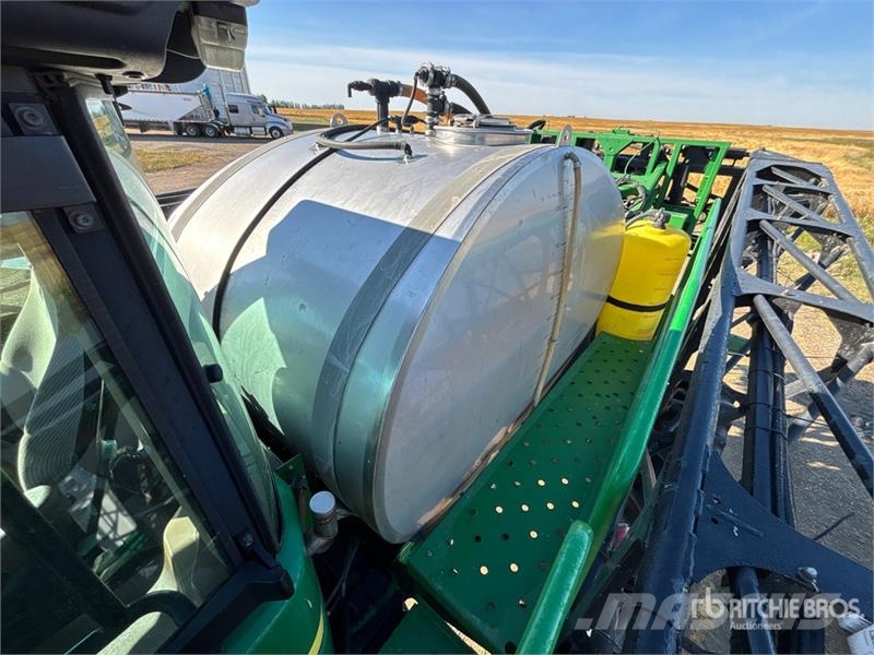 John Deere 4730 Itsekulkevat ruiskut