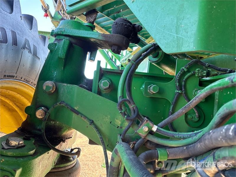John Deere 4730 Itsekulkevat ruiskut