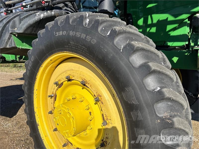 John Deere 4730 Itsekulkevat ruiskut