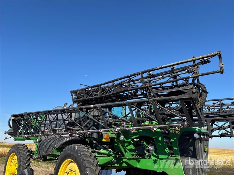 John Deere 4730 Itsekulkevat ruiskut