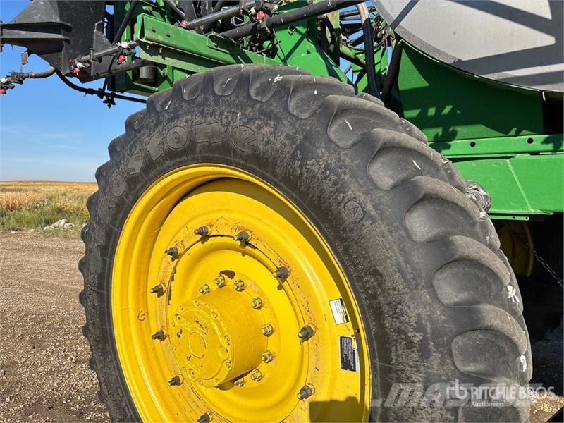 John Deere 4730 Itsekulkevat ruiskut