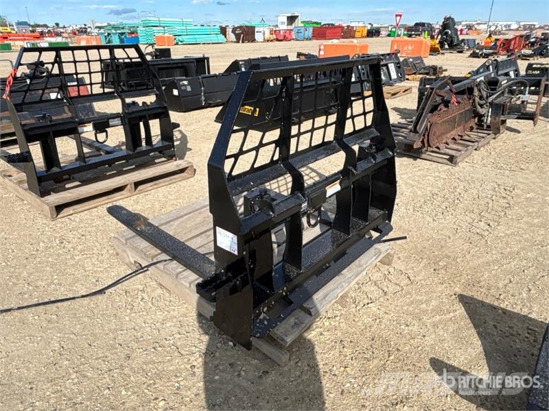John Deere 48 in Skid Steer Forks Δικράνες