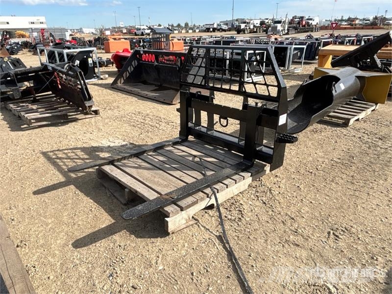 John Deere 48 in Skid Steer Forks Δικράνες