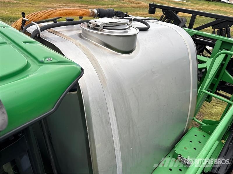 John Deere 4830 رشاشات ذاتية الحركة