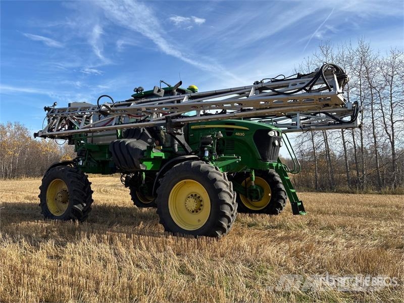John Deere 4830 Self-propelled sprayers
