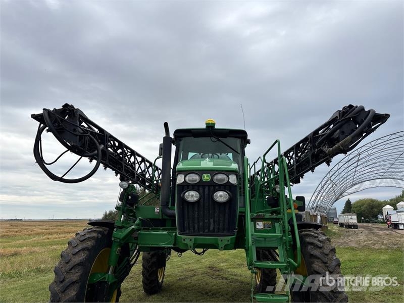 John Deere 4830 رشاشات ذاتية الحركة