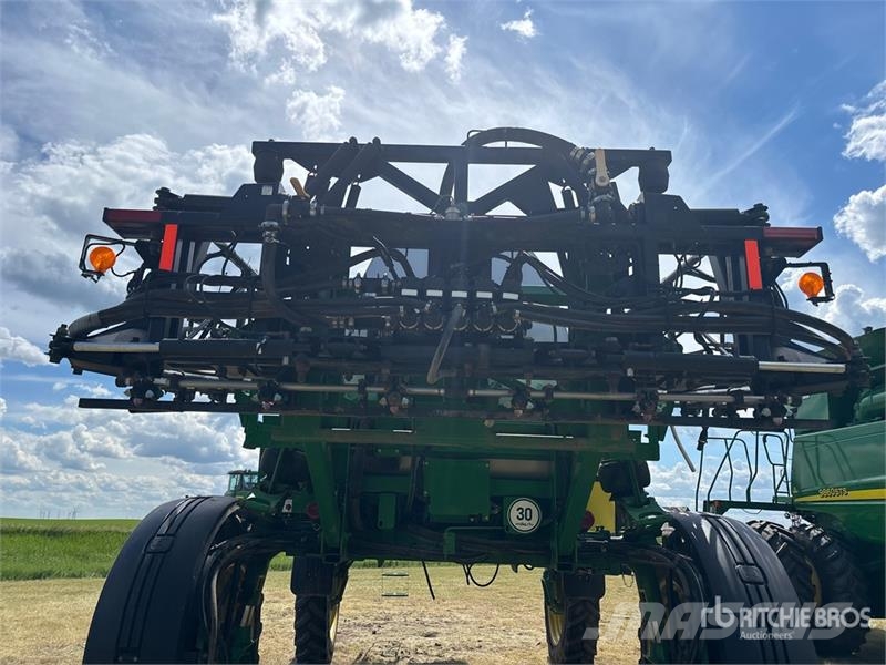 John Deere 4830 Savaeigiai purkštuvai
