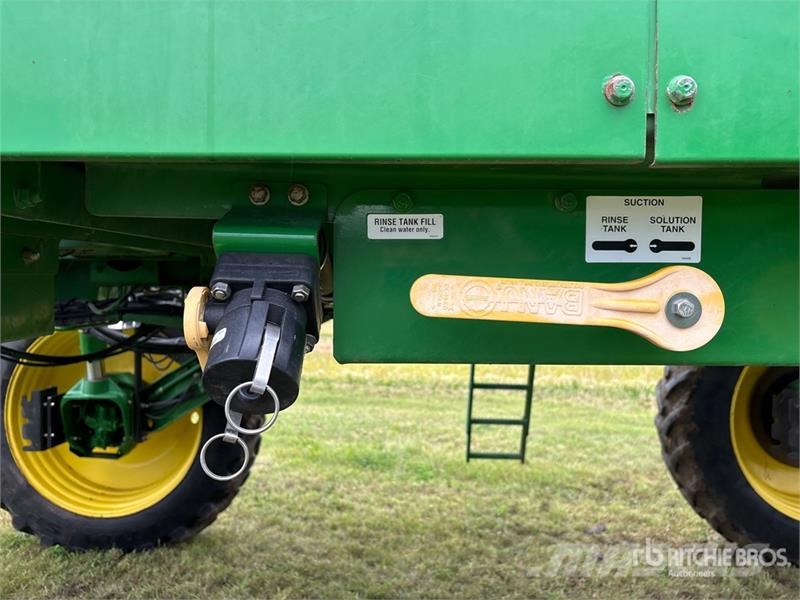 John Deere 4830 رشاشات ذاتية الحركة